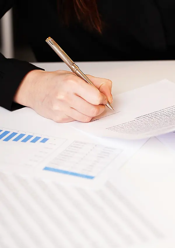 Why a Solo Advisor Might Be a Better Fit Than a Filing Service
